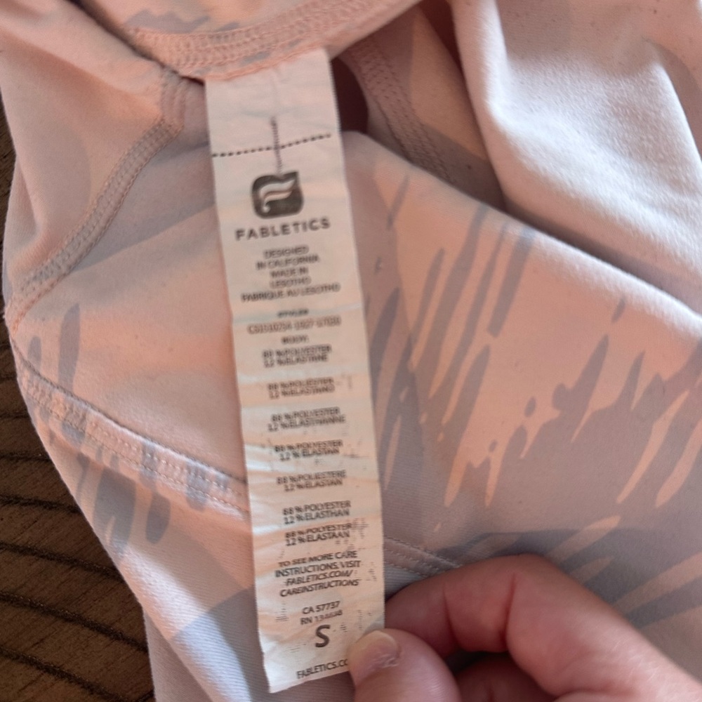 Fabletics size small leggings - Picture 3 of 3